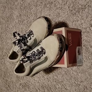 NWT Camo Sidewall Vans Sz 2Y